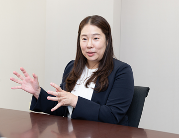 株式会社SBI証券 カスタマーサクセス推進部 クオリティマネジメント室 課長 山本 真央 様