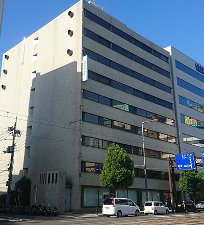 ビーウィズ株式会社の松山センターの外観