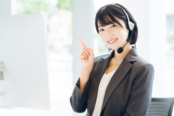 クラウドPBXには、コールセンター業務に役立つさまざまな機能が付いている