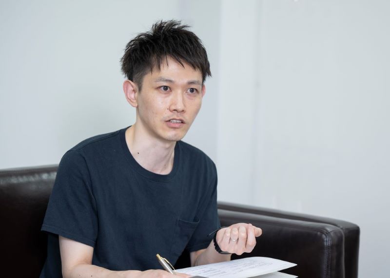 株式会社ヴァーチェ　カスタマーサポート部　竹本 弘平 様